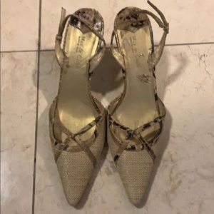 Max de Carlo Italian sandals!  Comfy  and stylish!